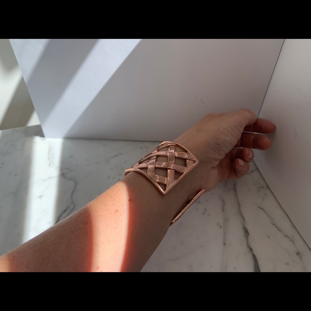 Kenneth Jay Lane Lattice Cuff Bracelet - Picture 5 of 7